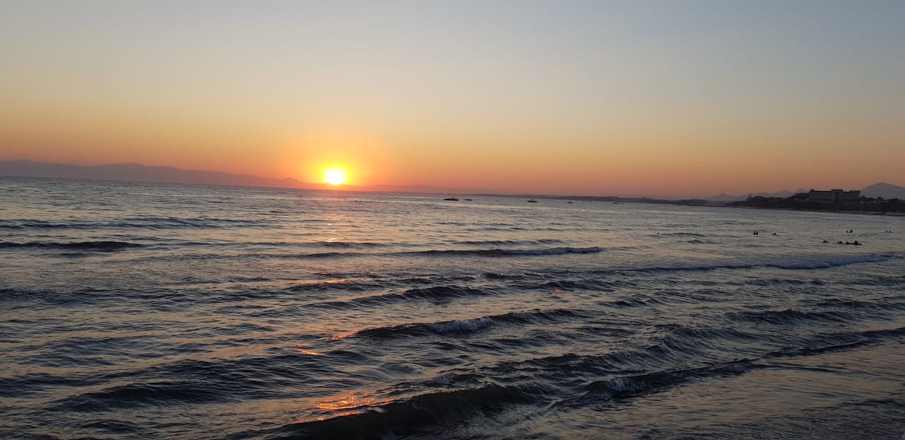 Strand Side Star Beach