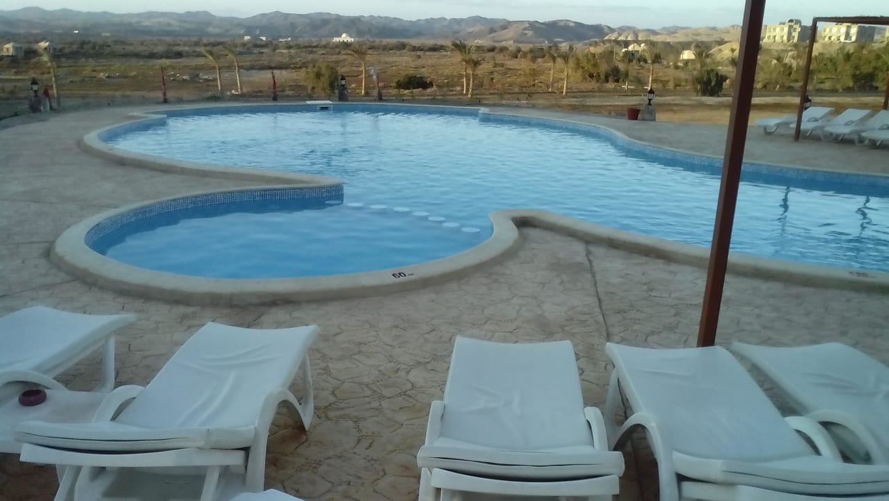 Beheizter Pool Three Corners Equinox Beach Resort