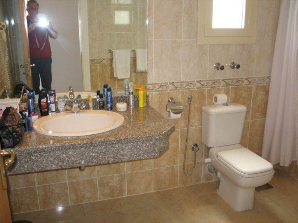 Bad Menaville Safaga