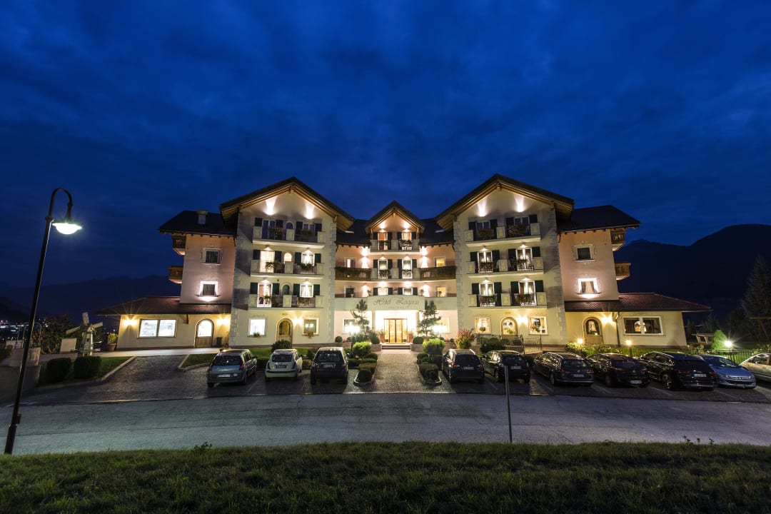 Außenansicht Hotel Lagorai