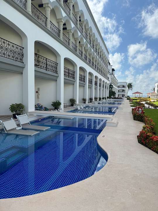 Pool Grand Hyatt Playa del Carmen Resort