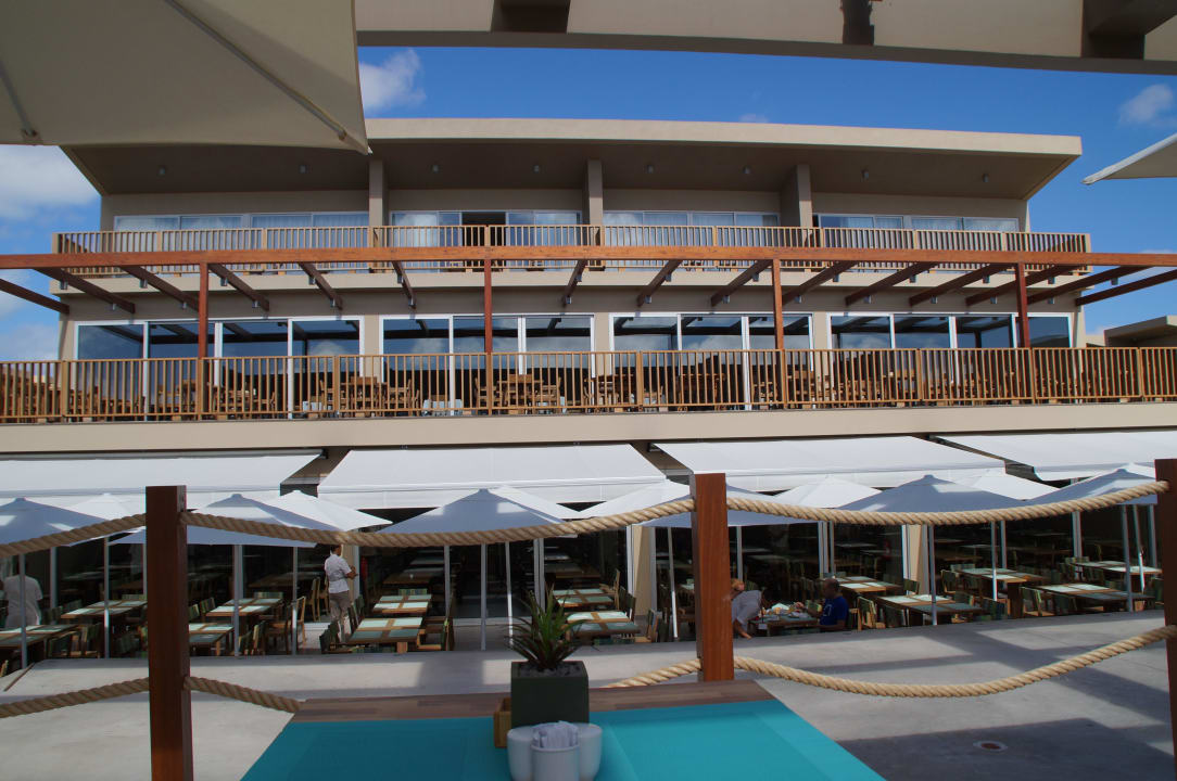 Blick auf Resaurant Oasis Salinas Sea
