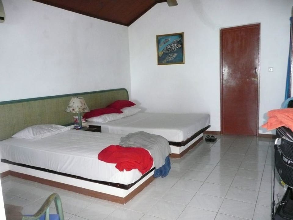 Bungalow von innen Summer Island Maldives