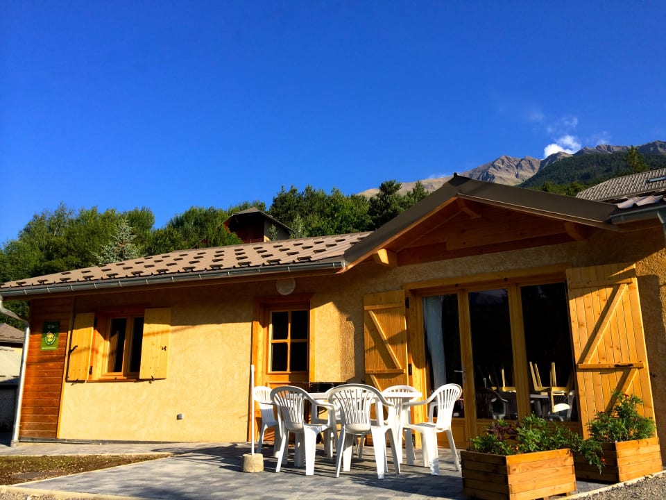 Außenansicht Hotel Les Gîtes de l'Argile