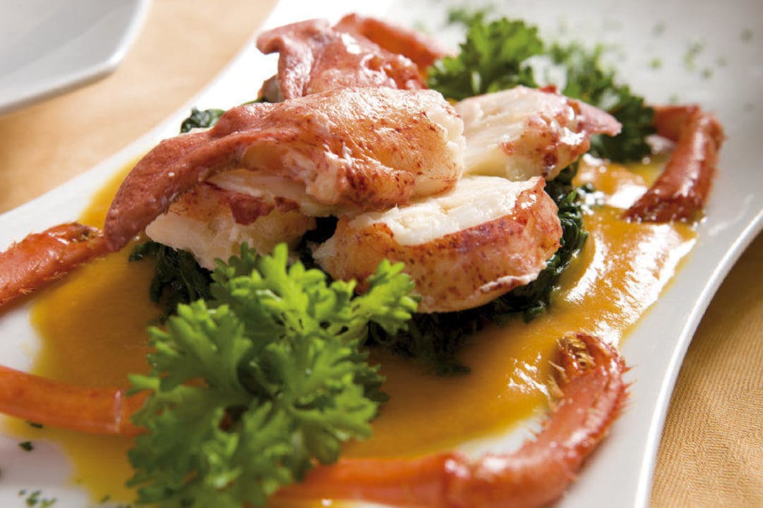 Food Ramada Naples City Center