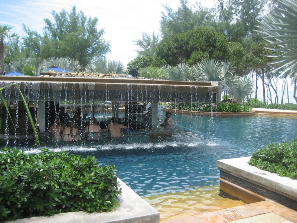 Poolbar JW Marriott Phuket Resort & Spa