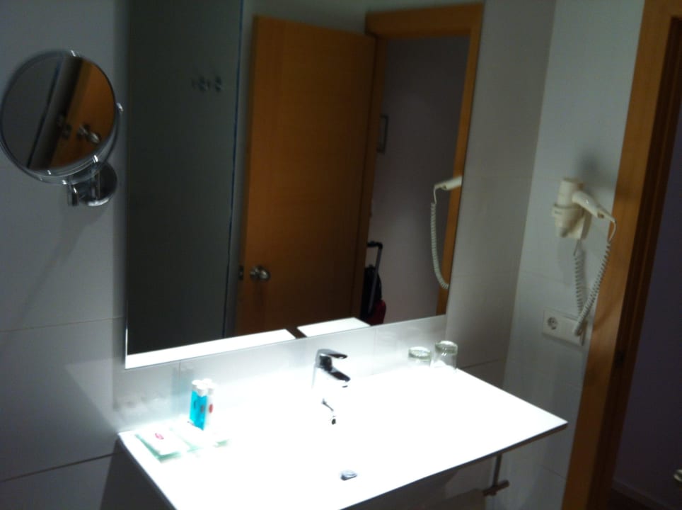 Bad mit großem Spiegel JS Palma Stay
