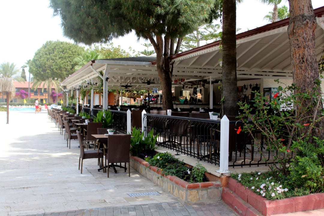 Poolbar Club Turtas Beach Hotel