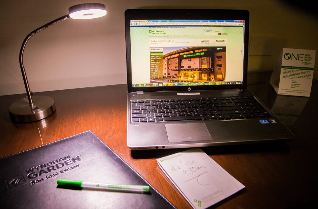 Desk Wyndham Garden Hotel San Jose Escazu