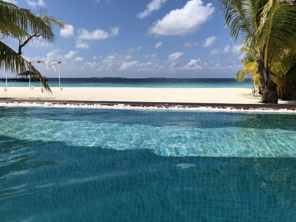 Pool Adaaran Select Meedhupparu Island Resort - Premium All Inclusive
