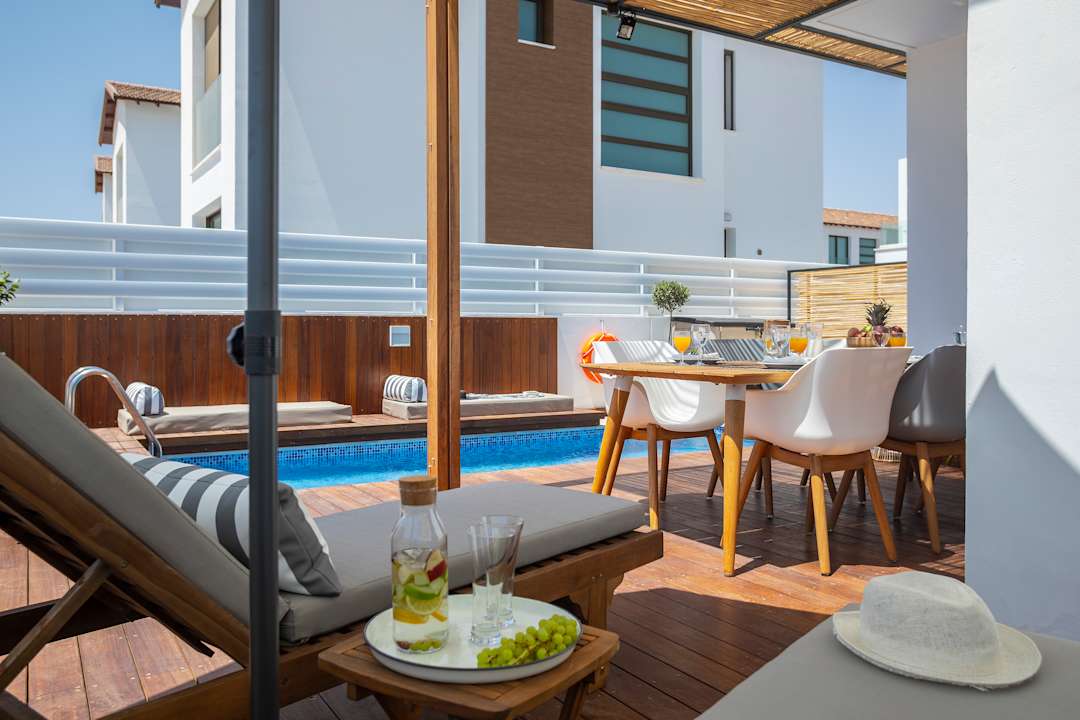 Pool Chris Le Mare Villa