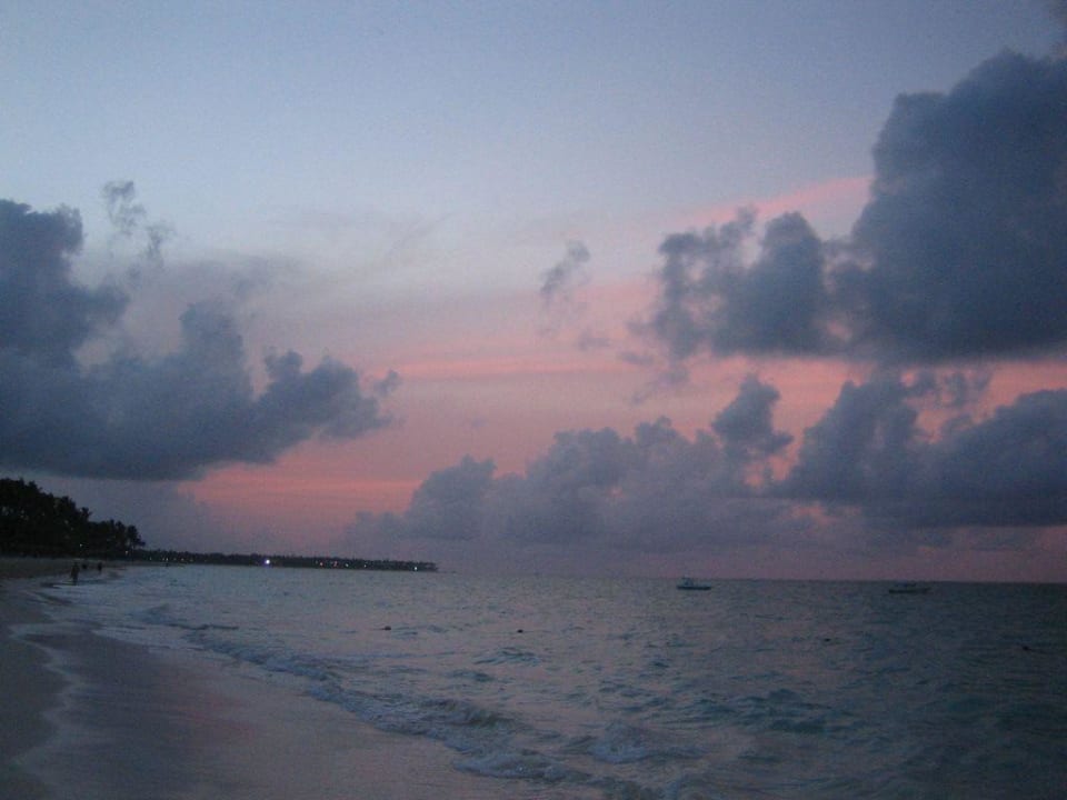 Echt Bedrohlich Gewitterwolken mit Sonnenuntergang Grand Palladium Select Bávaro Resort & Spa