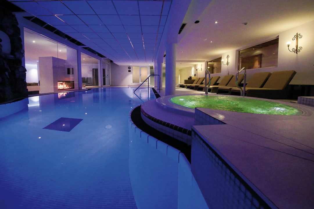 Pool Mountains Hotel