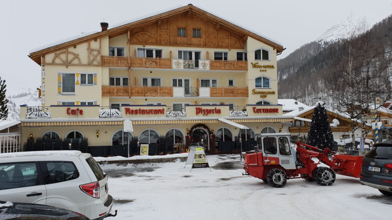 Außenansicht Samnaunerhof Vital-Hotel