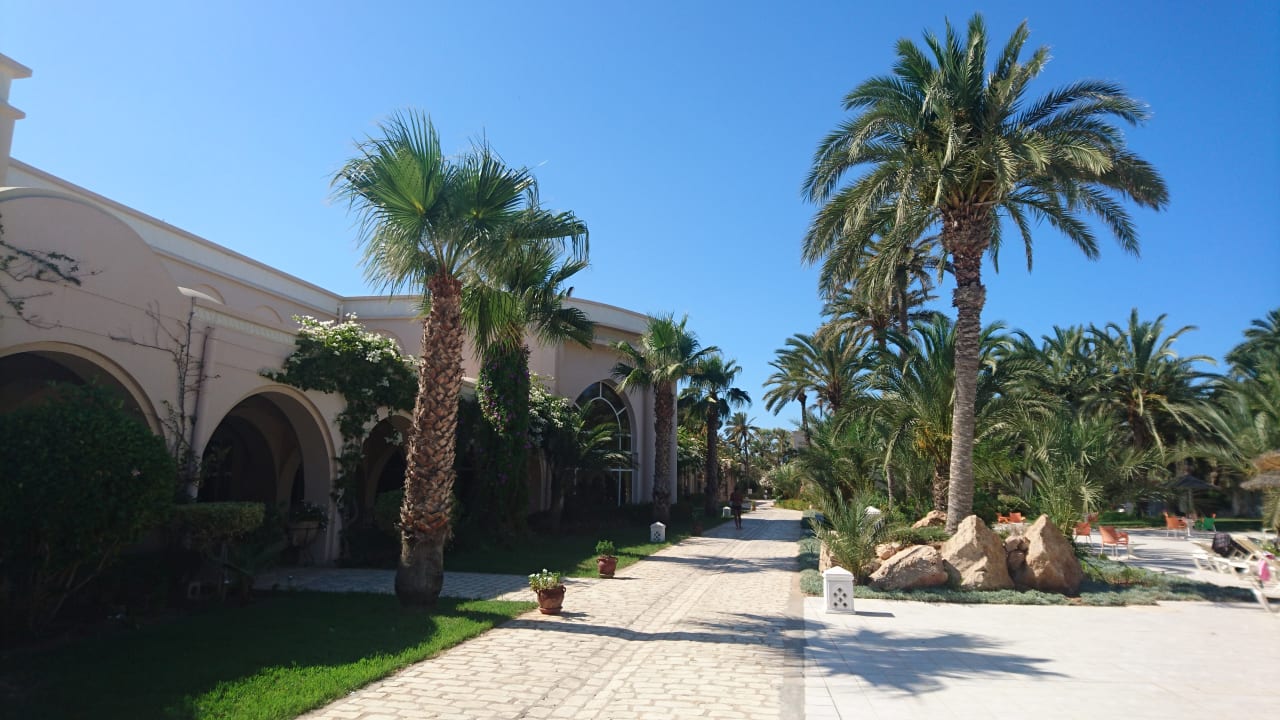 Gartenanlage Zita Beach Resort