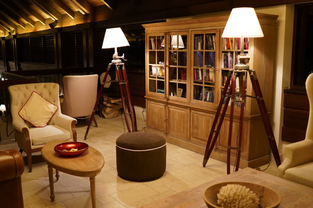 Lobby STORY Seychelles