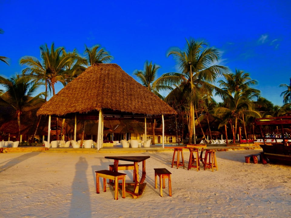 Strand Hotel Kiwengwa Beach Resort