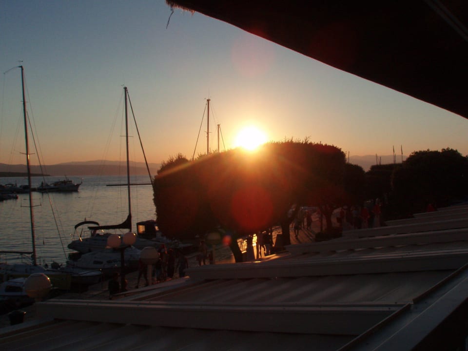 Hafenansicht von der Hotelterrasse aus Hotel Adria