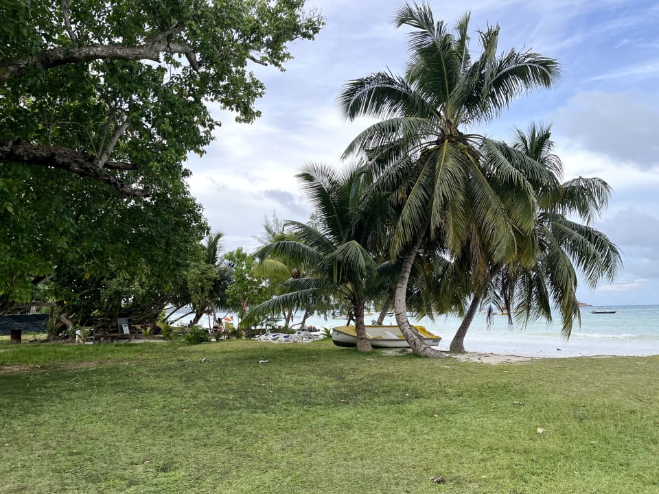 Gartenanlage Hotel Pirogue Lodge