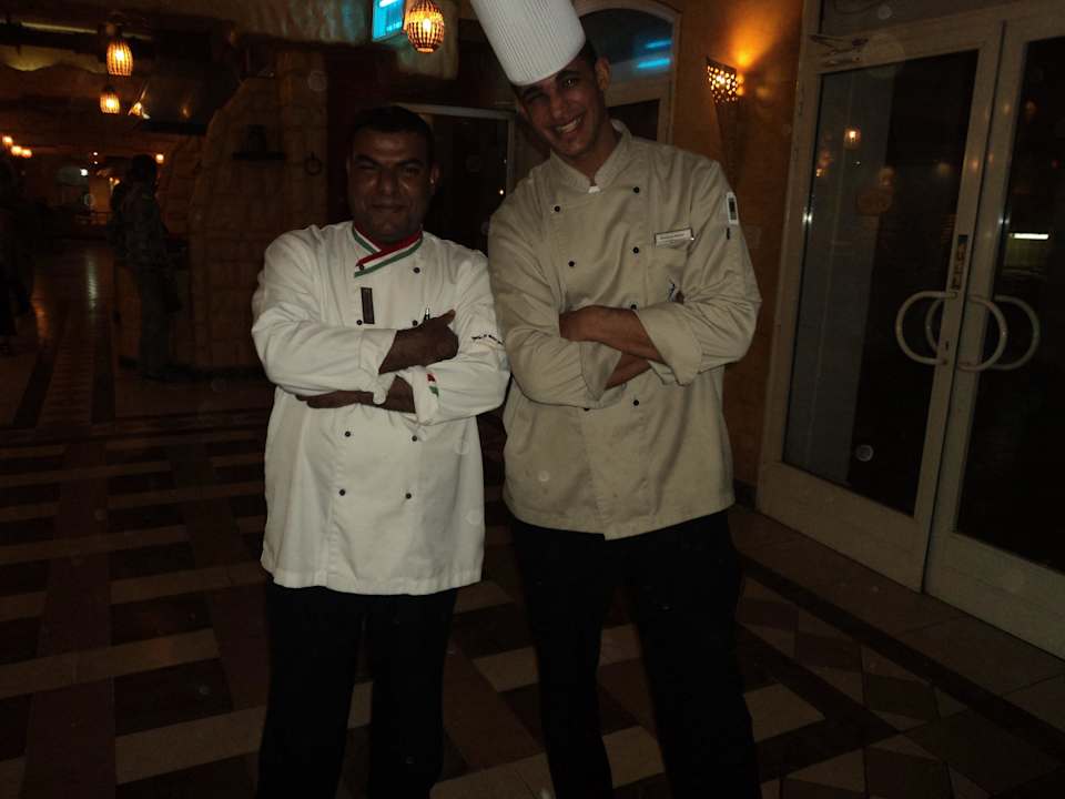 Im Cafe du Roi Pickalbatros Alf Leila Wa Leila Resort - Neverland Hurghada