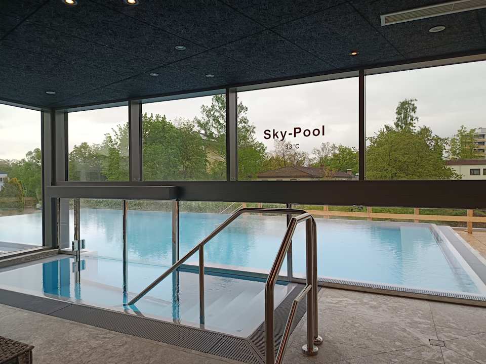 Pool Hotel Holzapfel
