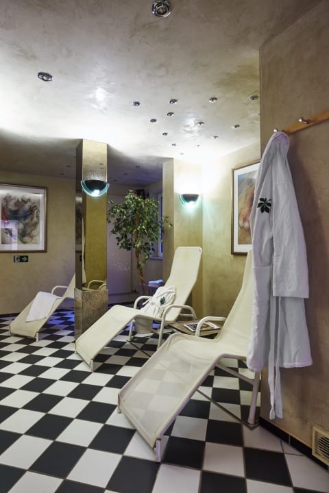 Sport & Freizeit Bernstein Villa Kastania