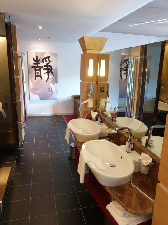 Zimmer Linsberg Asia Hotel & Spa