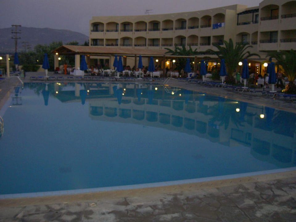 Pool Grecotel Casa Paradiso