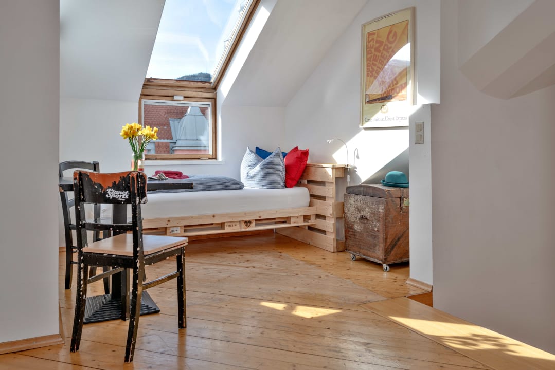 Zimmer S14 – Rooms & Apartments Innsbruck