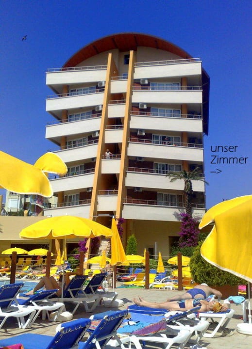 Block 5 Alaiye Resort & Spa