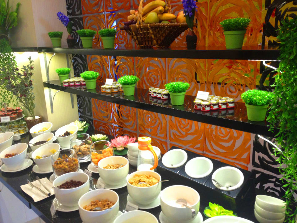 Open Buffet Breakfast / Açık Büfe Kahvaltı TEMPO HOTEL CAGLAYAN