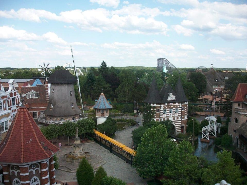 Ausblick  Heide Park Abenteuerhotel