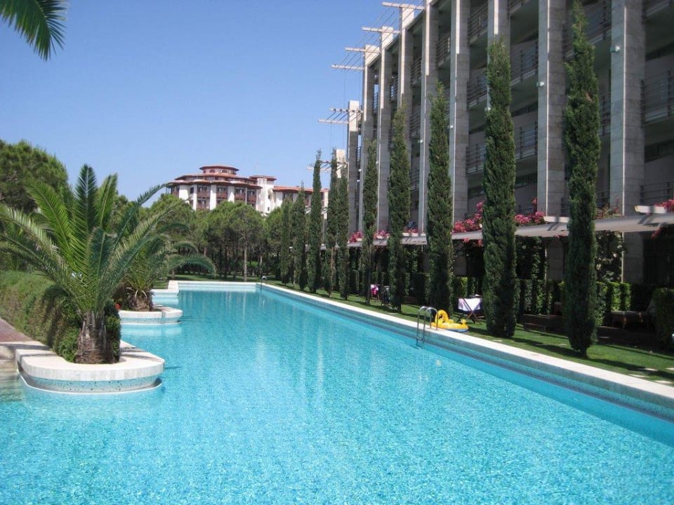 Poolbereich am Wohnblock A Gloria Serenity Resort