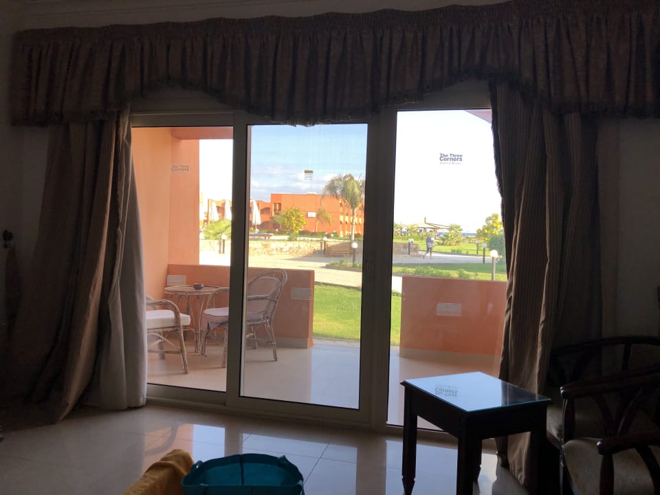 Zimmer Three Corners Happy Life Beach Resort