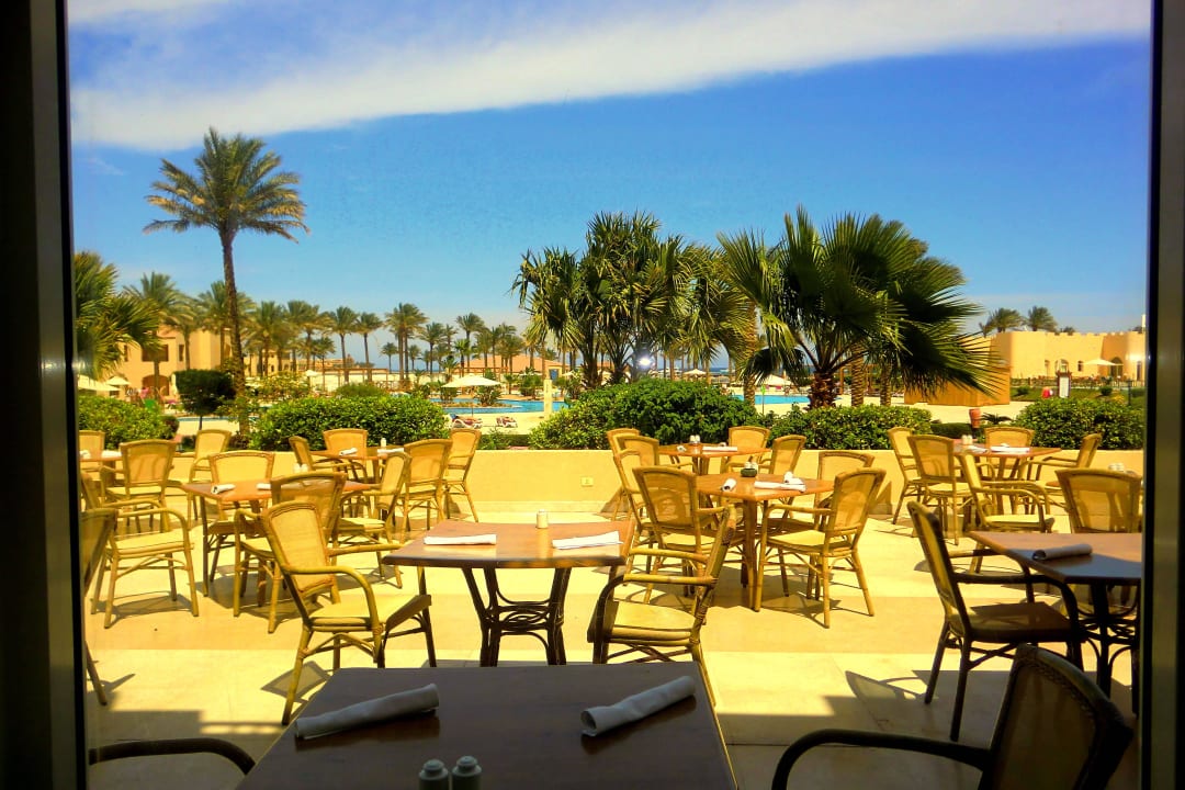 Ausblick beim Frühstück Cleopatra Luxury Resort Makadi Bay