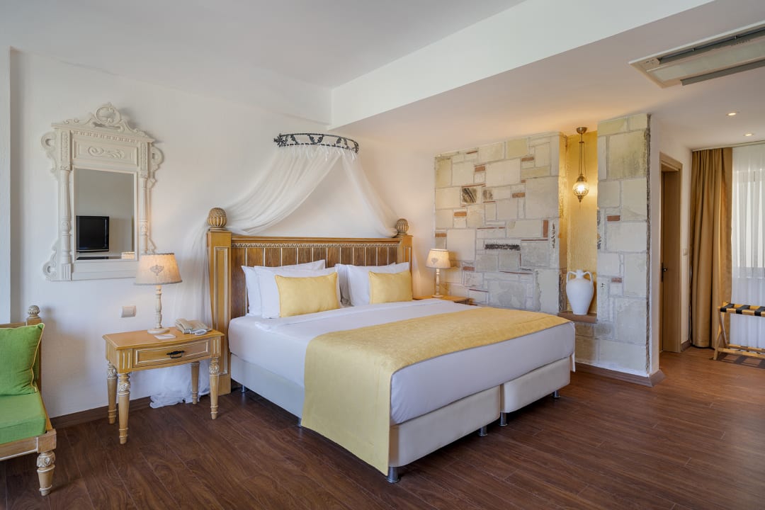 Zimmer Cocos The Club Solto