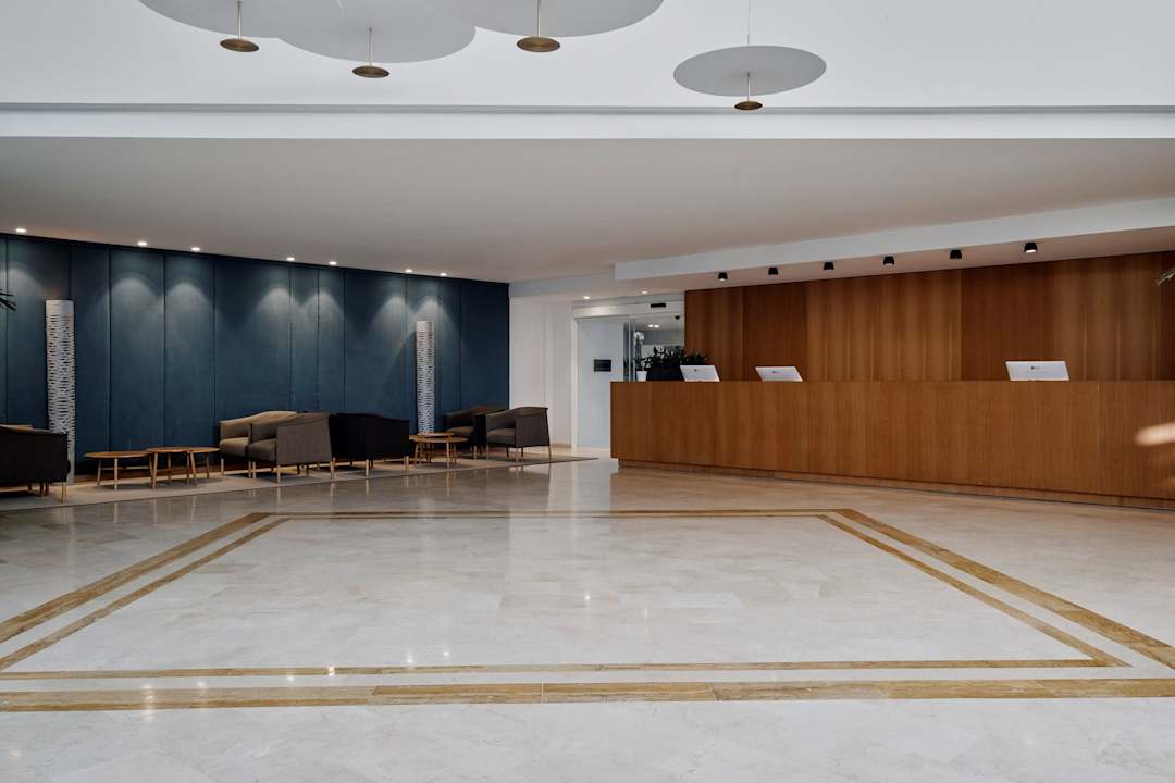 Lobby Prinsotel La Pineda