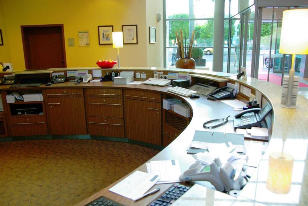 Rezeption Dorint Hotel am Dom Erfurt