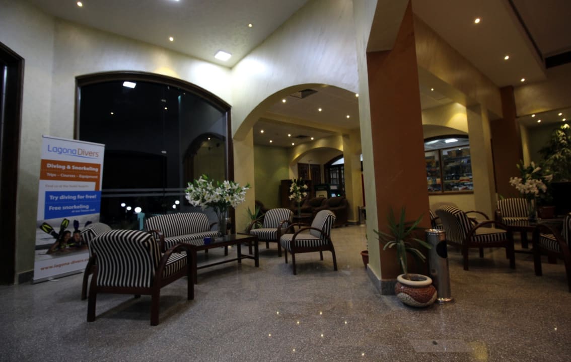 Lobby Happy Life Village