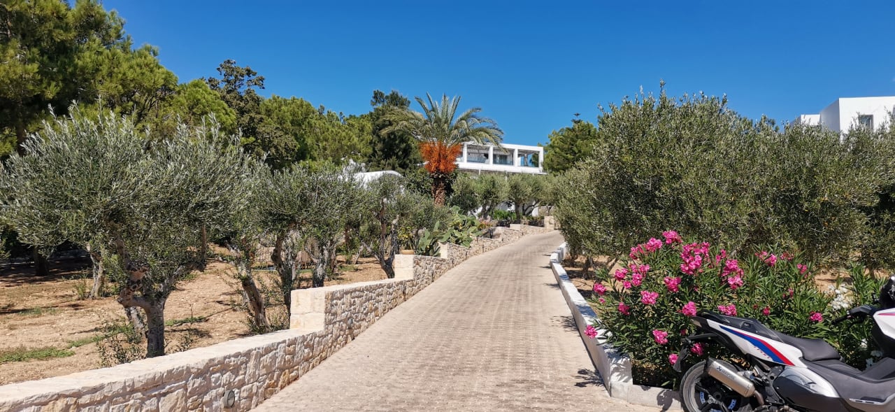 Gartenanlage Hotel Kakkos Bay