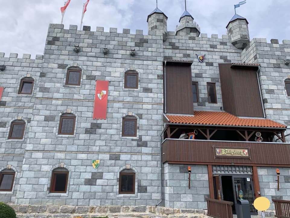 Außenansicht LEGOLAND Ritterburg & Königsburg & Drachenburg