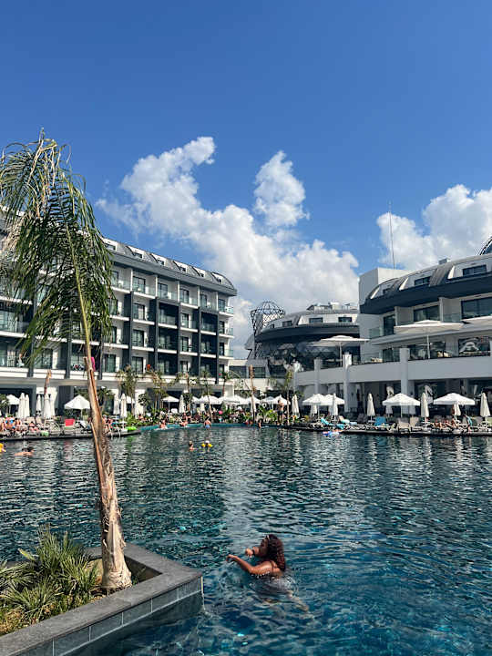 Pool Royal Atlantis Icon