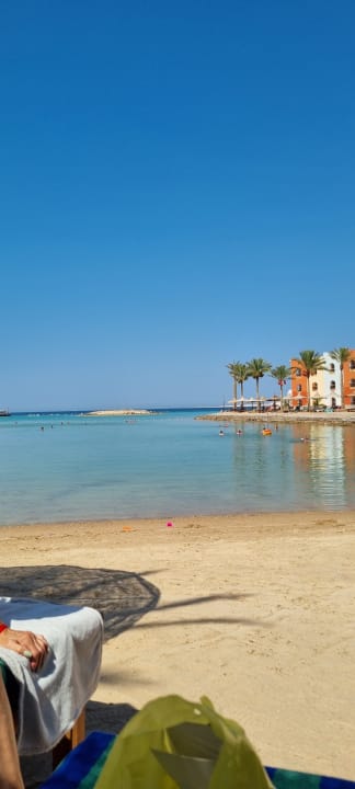 Strand Arabia Azur Resort