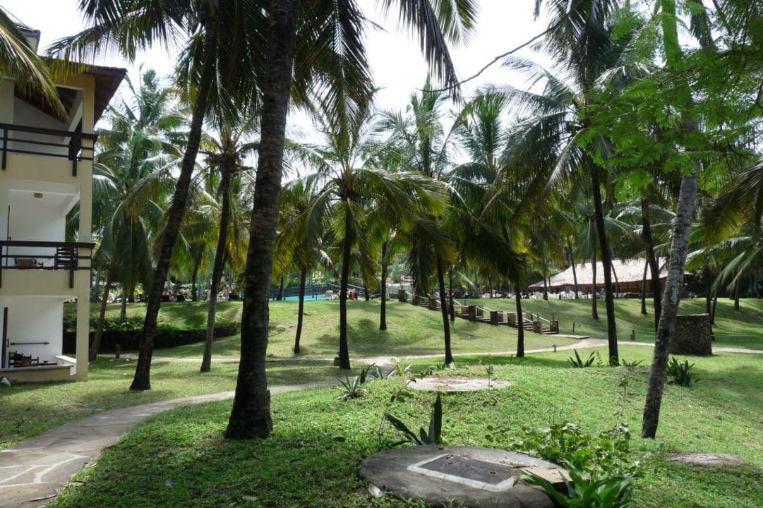 Blick Richtung Pool PrideInn Flamingo Beach Resort & Spa