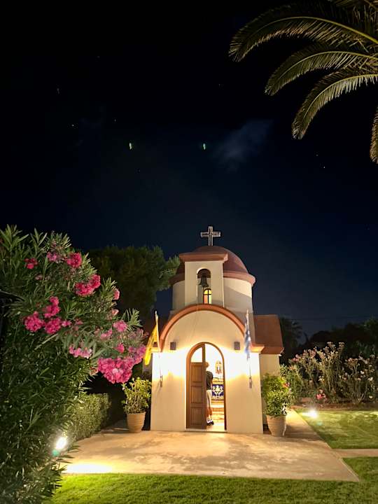 Gartenanlage Anissa Beach & Village