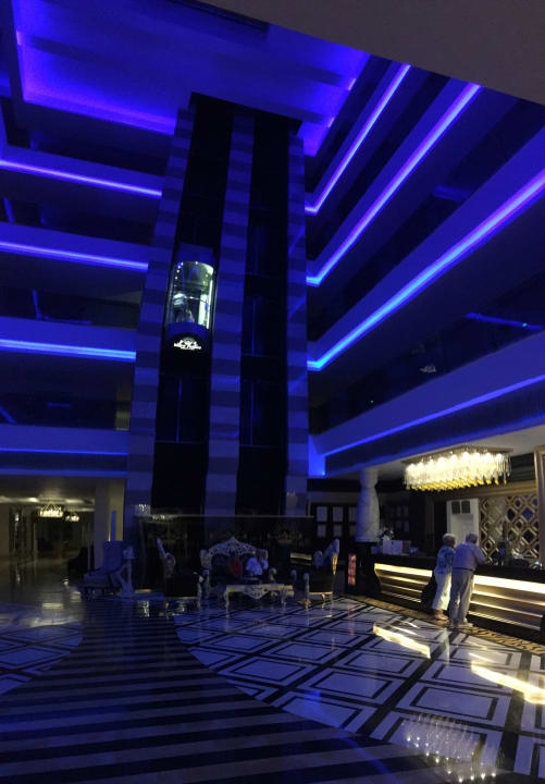 Lobby Mary Hotel Side