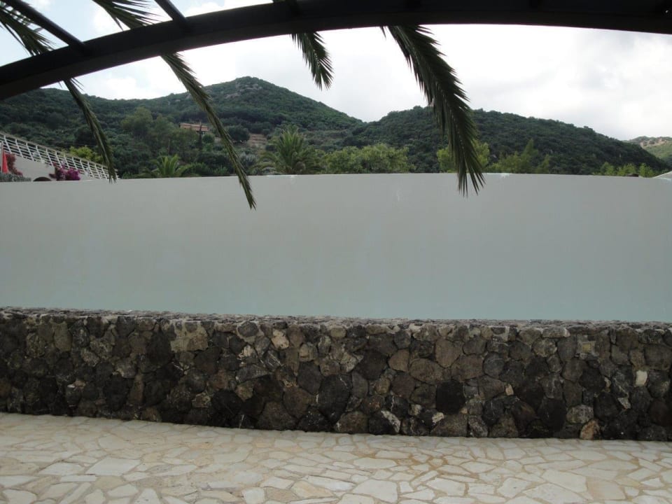 Überlauf des erhöhten Pools MarBella, Mar-Bella Collection