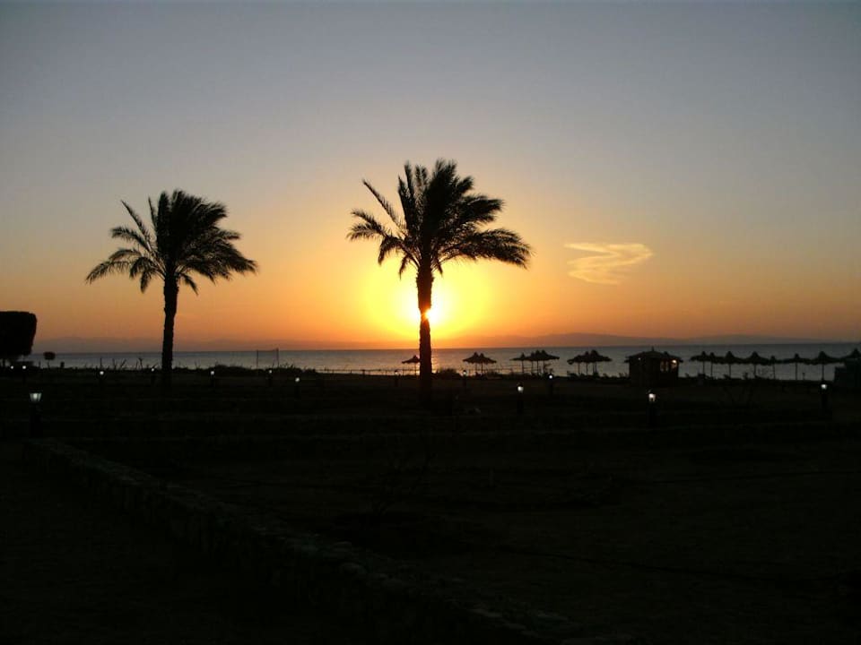 Sonnenaufgang über Saudi-Arabien Happy Life Village