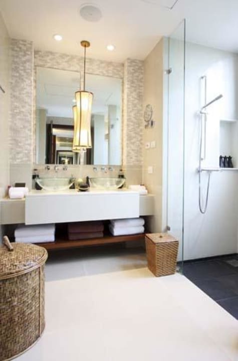 Deluxe suite two-bedrooms Mövenpick Resort Bangtao Beach Phuket