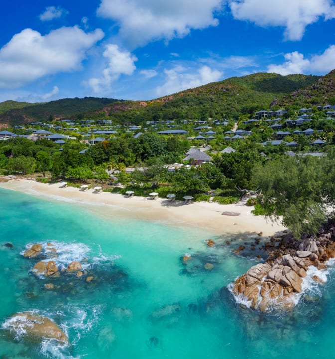 Außenansicht Raffles Seychelles